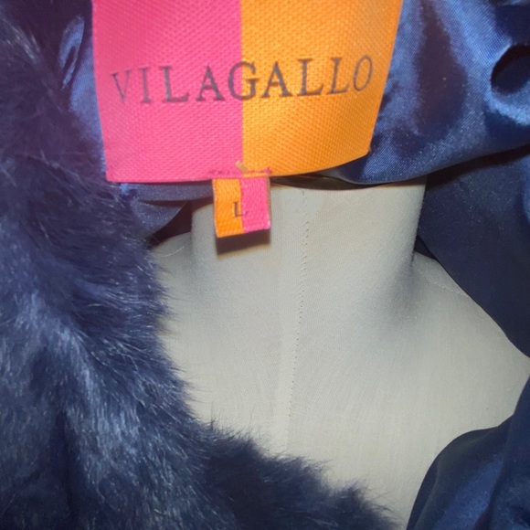 Fur coat - Picture 2 of 4